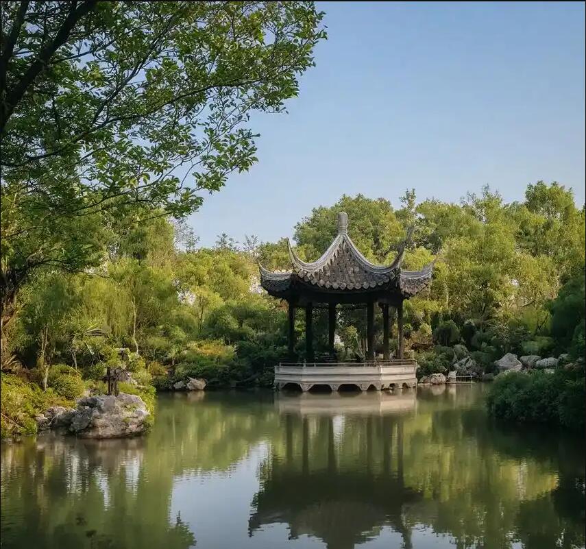 文登迷茫餐饮有限公司